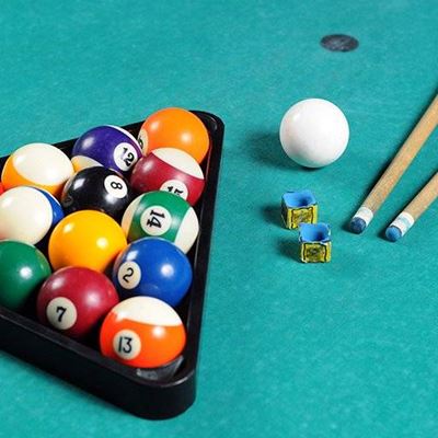 TRIANGLE, STRIPES, SOLIDS, NUMBERS, SPOTS, POOL, TABLE, BALLS, CHALK