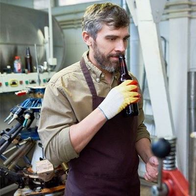 ALCOHOL, GLOVE, APRON, BEARD, CRAFT, BEER, FACTORY, BOTTLE, SMELL