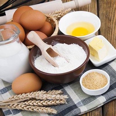 BOWLS, BUTTER, TABLE, YOLK, INGREDIENTS, BAKING, CLOTH, EGGS, FLOUR