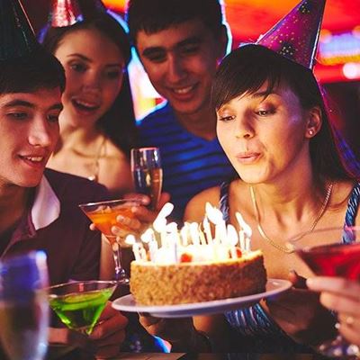 PARTY, BIRTHDAY, CELEBRATION, PLATE, SMILES, GLASSES, CAKE, DRINKS, HAPPY
