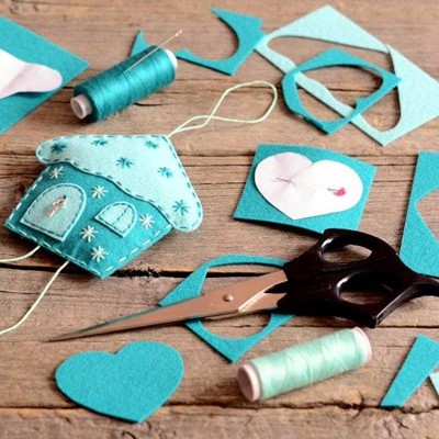 HOUSE, SEWING, THREAD, SCISSORS, HEART, BOBBIN, FELT, STITCHING, NEEDLE, CRAFT, DOOR, SCRAPS