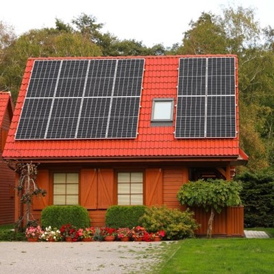 WINDOWS, POTS, PLANTS, FLOWERS, TREES, SOLARPANELS, ROOF, SKYLIGHT, BLINDS, SHUTTERS, HOUSE