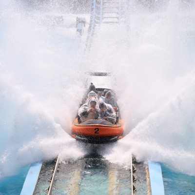 LOGFLUME, RIDE, WATER, RAILS, TWO, ATTRACTION, PONCHO, SPRAY, THRILL, THEMEPARK, EXCITEMENT