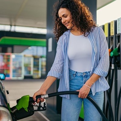 TRANSPORT, FUEL, HANDLE, CURLS, DENIM, VEHICLE, GAS, PUMP, SHIRT, STRIPES, BRACELET, TANK