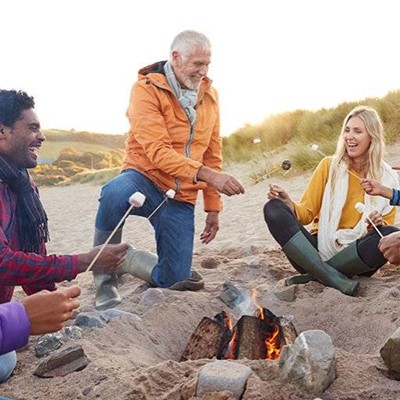 STICK, SAND, COAT, SCARF, WELLINGTONS, FLAME, LOGS, BURNING, MARSHMALLOW, TOASTING, ROCK