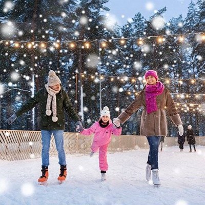 RINK, OUTDOORS, FAMILY, GLOVES, SCARF, POMPOM, ICESKATING, SNOWFALL, WINTER, COLD, LIGHTS