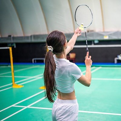 COURT, BADMINTON, RACKET, SERVE, INDOORS, SCRUNCHIE, NET, SHUTTLECOCK, MATCH, SPORT, EXERCISE, GAME