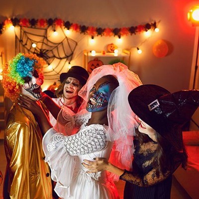 BRIDE, COSTUME, BUNTING, CLOWN, WEB, WITCH, VEIL, PARTY, PUMPKIN, LACE, WIG, BALLOON