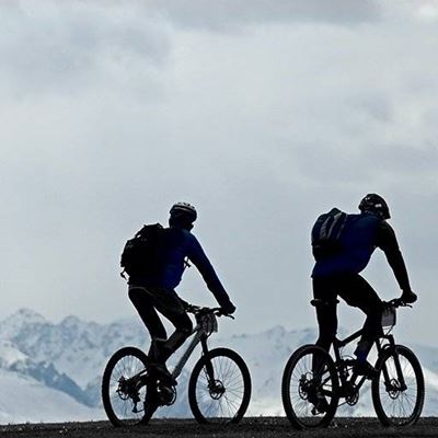 BIKING, SILHOUETTE, OFFROAD, CYCLISTS, MOUNTAINS, TRAIL, ADVENTURE, PEAKS