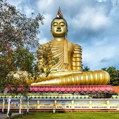 BUDDHA, RELIGION, TEMPLE, CLOUDS, GRASS, SEATED, ANCIENT, ASIA, GOLDEN