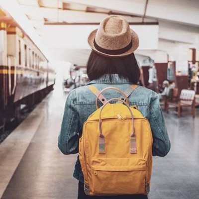 STATION, HAT, TRAVEL, RAILWAY, DEPARTURE, TRAIN, JACKET, JOURNEY, PLATFORM, RAILS, TOURIST